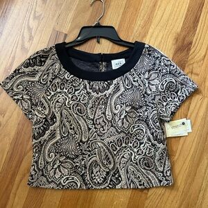 ECI Black and White Graphic Crop Blouse